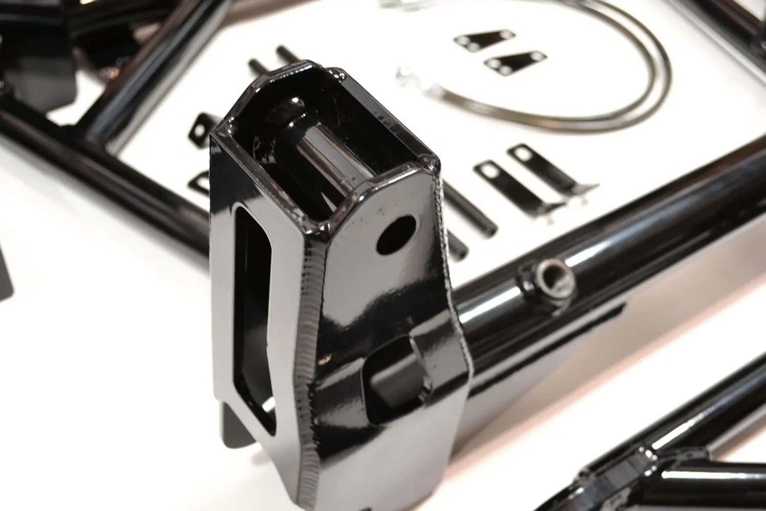 CST 11-19 GM 2500 / 3500 8-10″ Stage 7 Suspension System (w/ Soft-Ride Leafs & BJ UCA)
