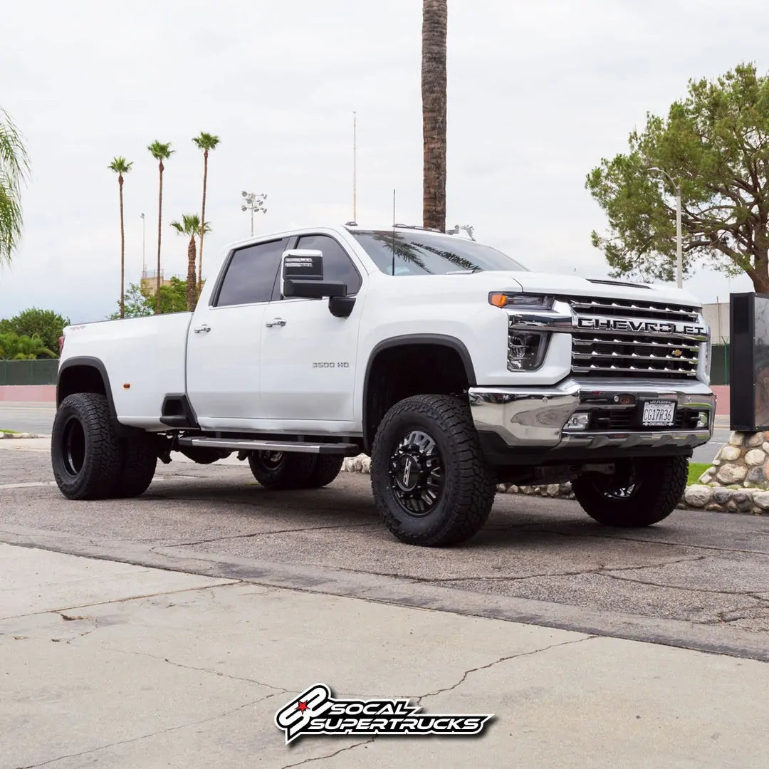CST 20-25 GM 3500 4″ Stage 5 Suspension System w/ FOX 2.0 Reservoir Shocks