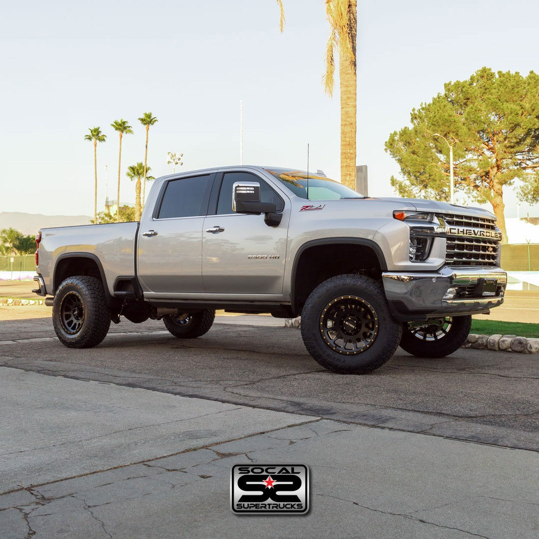 CST 20-25 GM 2500 4″ Stage 5 Suspension System w/ FOX 2.0 Reservoir Shocks