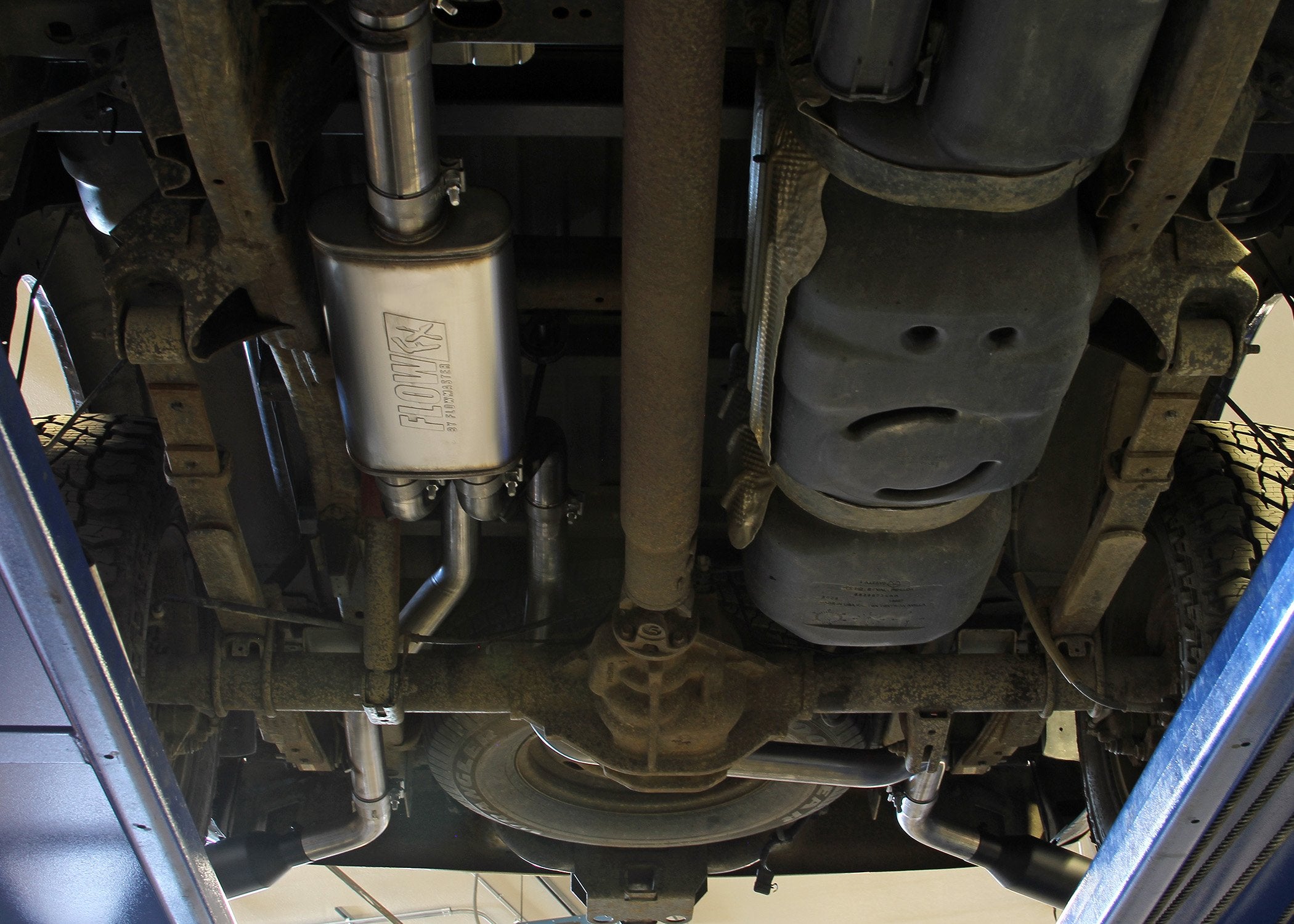 Flowmaster Flow FX Cat-Back Exhaust System Front View