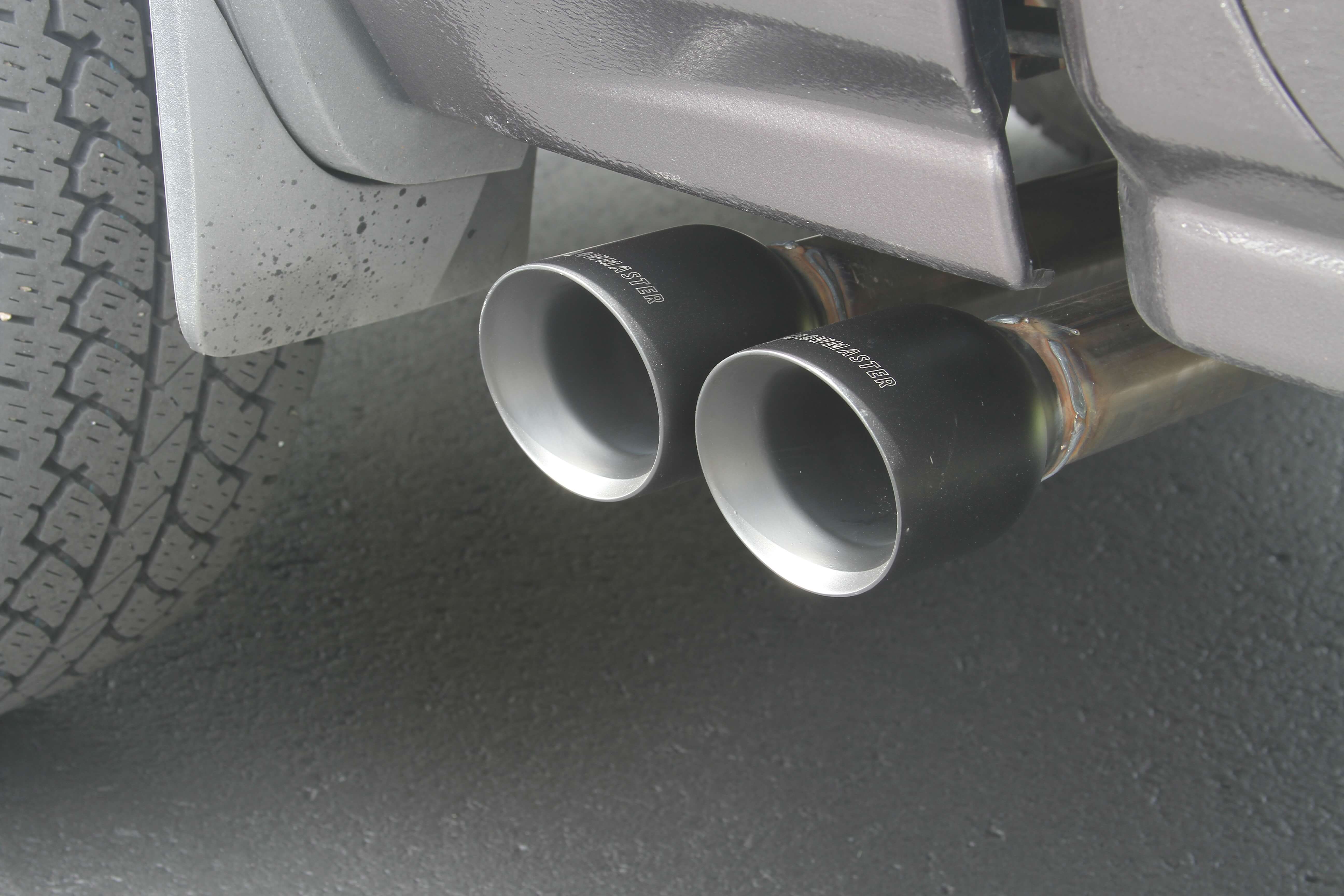 Flowmaster Flow FX Cat-Back Exhaust System Front View