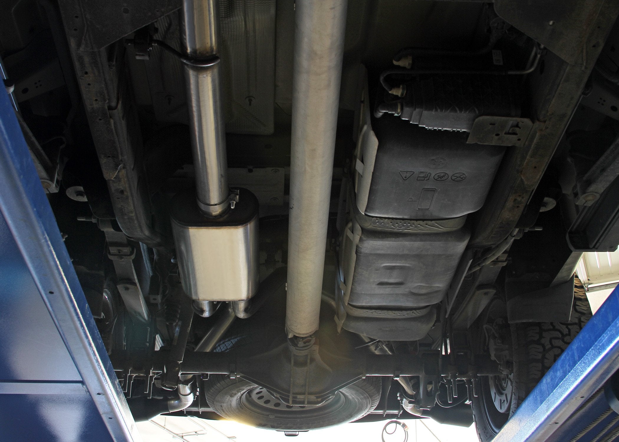 Flowmaster Flow FX Cat-Back Exhaust System Front View