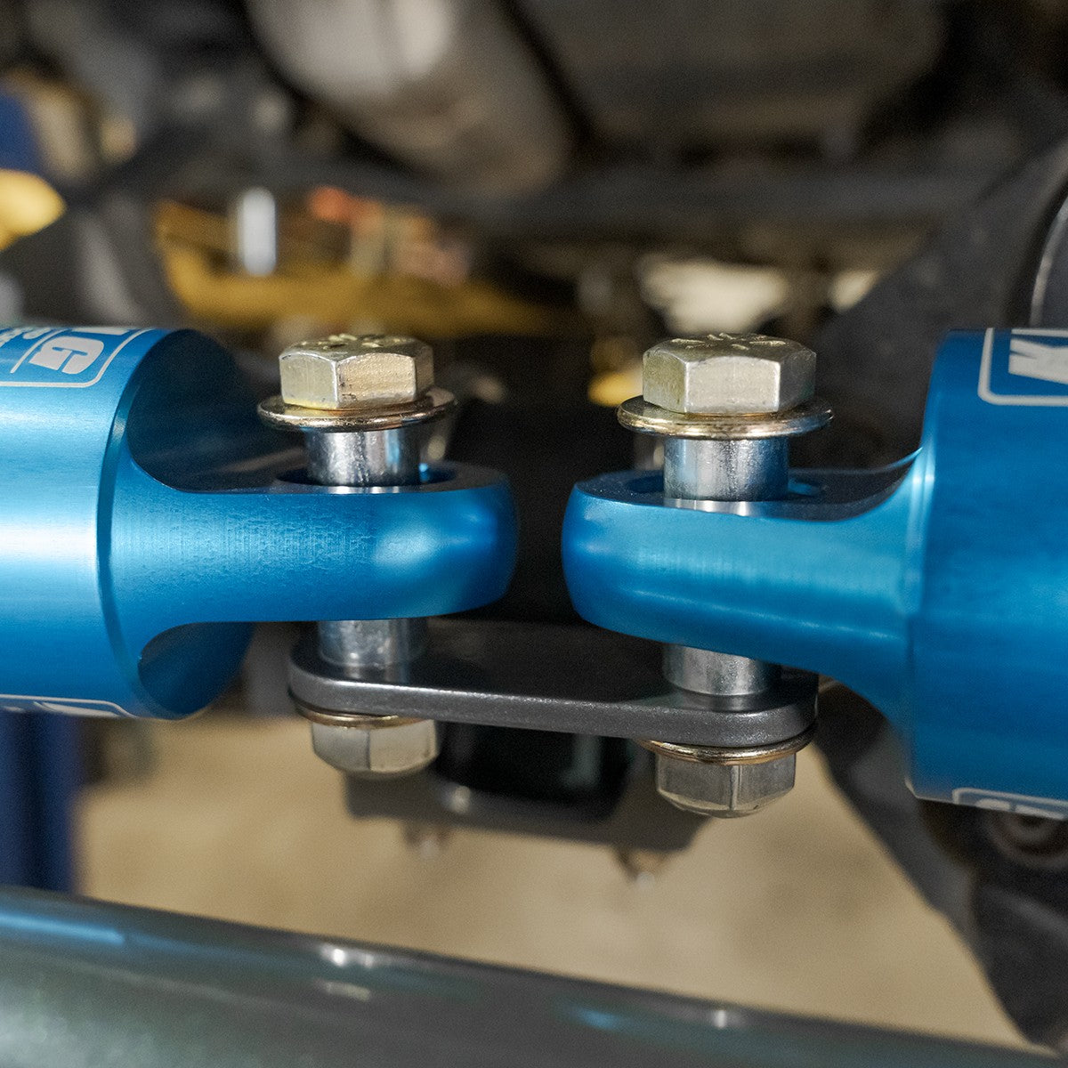 Synergy 2018+ Jeep JL / JLU / JT Dual Steering Stabilizer Bracket