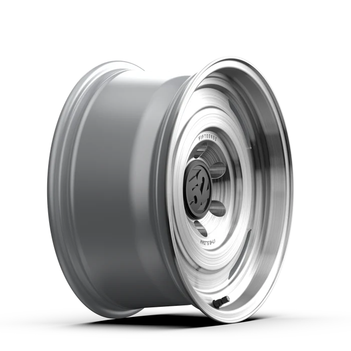 Fifteen52 Analog HD Wheels Side View Silver