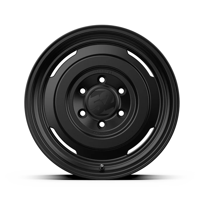 Fifteen52 Analog HD Wheels Front View Black