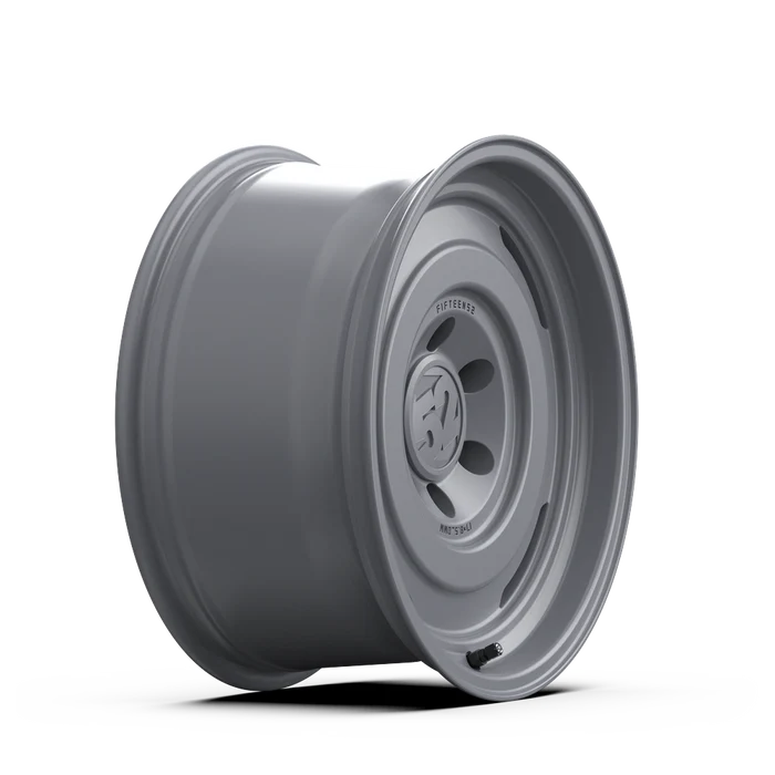 Fifteen52 Analog HD Wheels Side View Grey