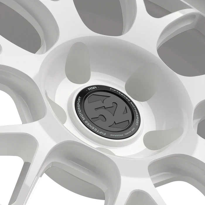 Fifteen52 Vertex RSR Wheels