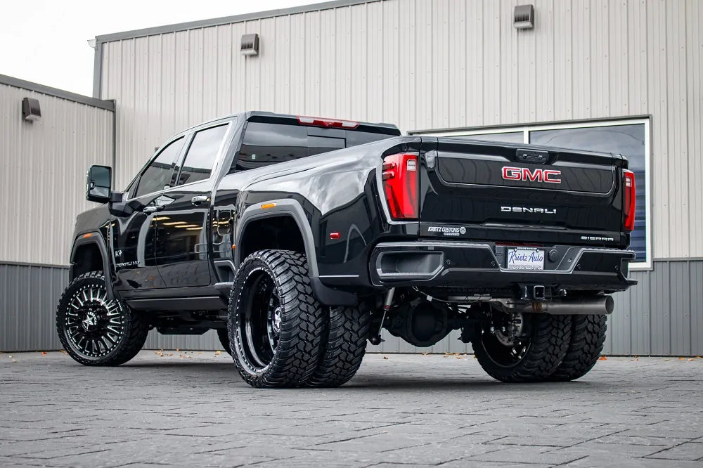 CST 20-25 GM 3500 4″ Stage 10 Suspension System