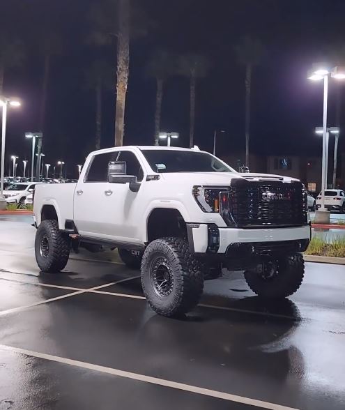 CST 20-25 GM 2500 / 3500 4wd Diesel | 10″ Stage 3 Suspension System