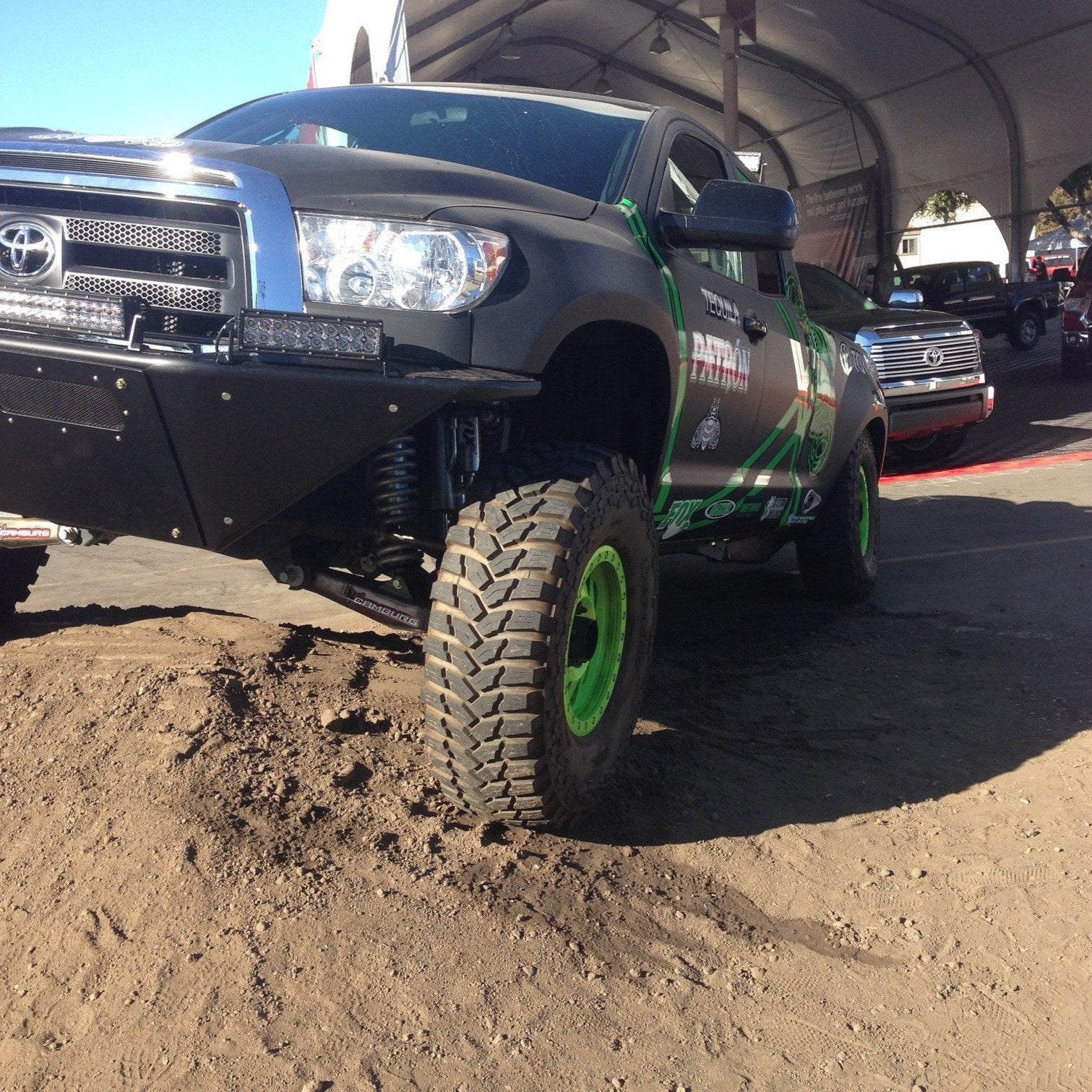 2007-2013 Toyota Tundra Fenders