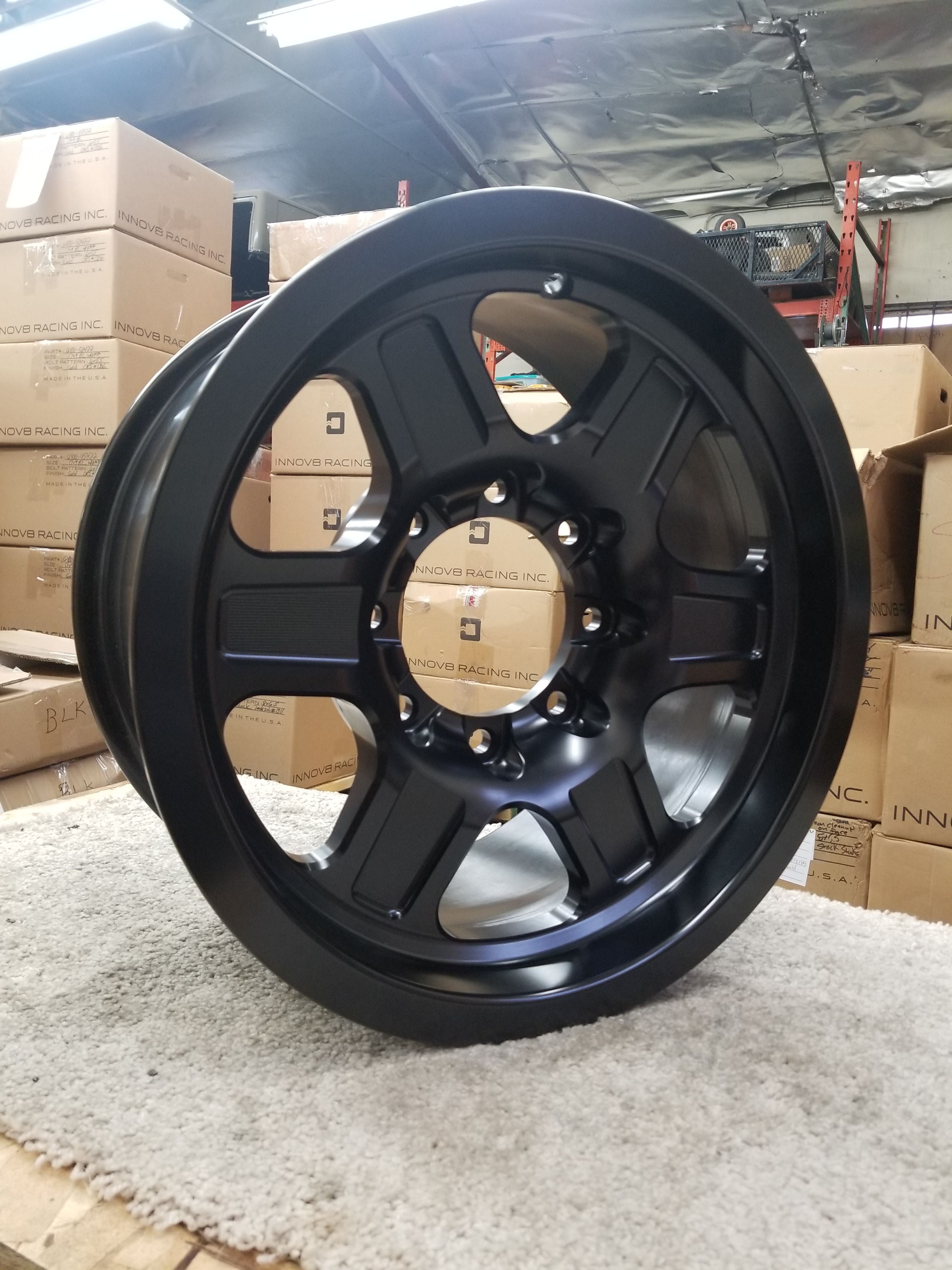 G400 Smooth Lip Wheel 20x9.0" 8 Lug