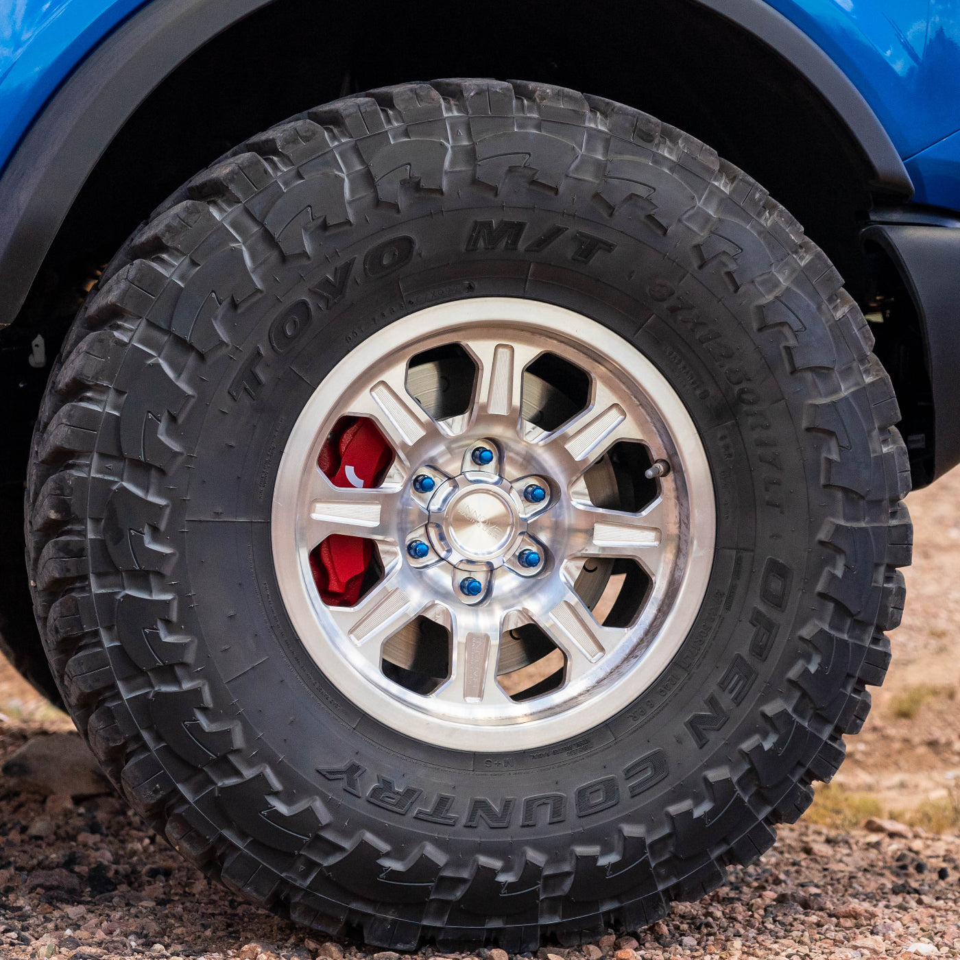 G500 Smooth Lip Wheel 20x9.0" 5 & 6 Lug Front View