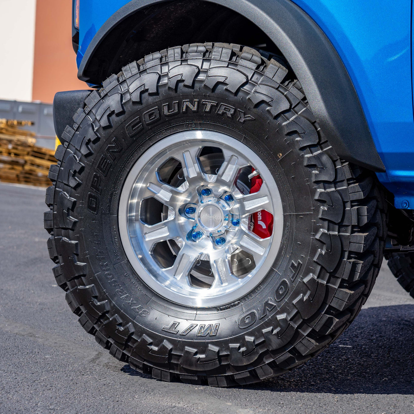 G500 Smooth Lip Wheel 20x9.0" 8 Lug Front View