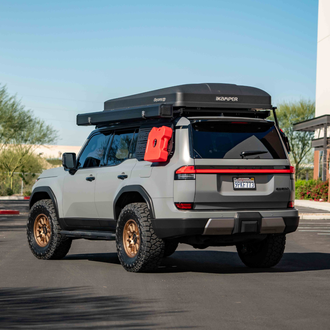 '24+ Lexus GX550 Overtrail Edition Complete King Shock Package Front View