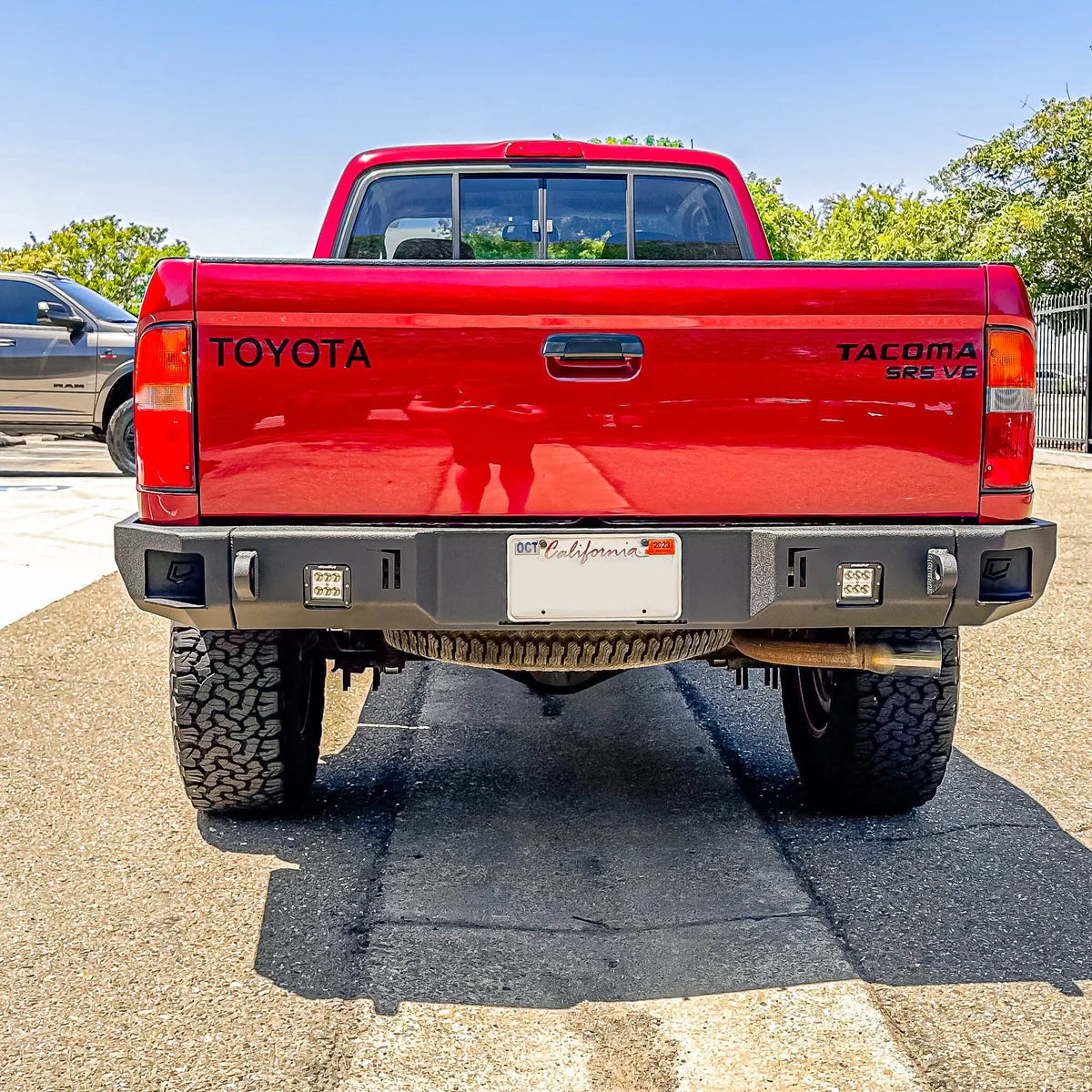 1995-2004 TOYOTA TACOMA HIGH CLEARANCE REAR BUMPER Front View