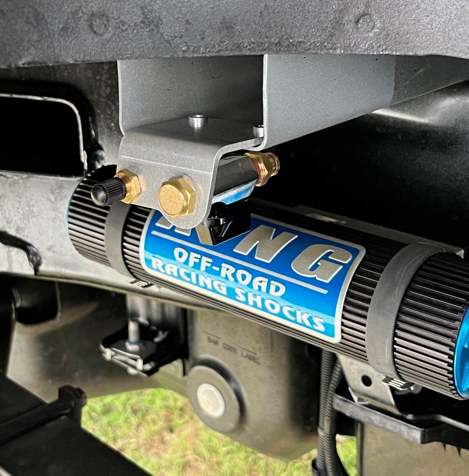 2017-2022 FORD F250/350/450 Superduty Airbag Kit Front View