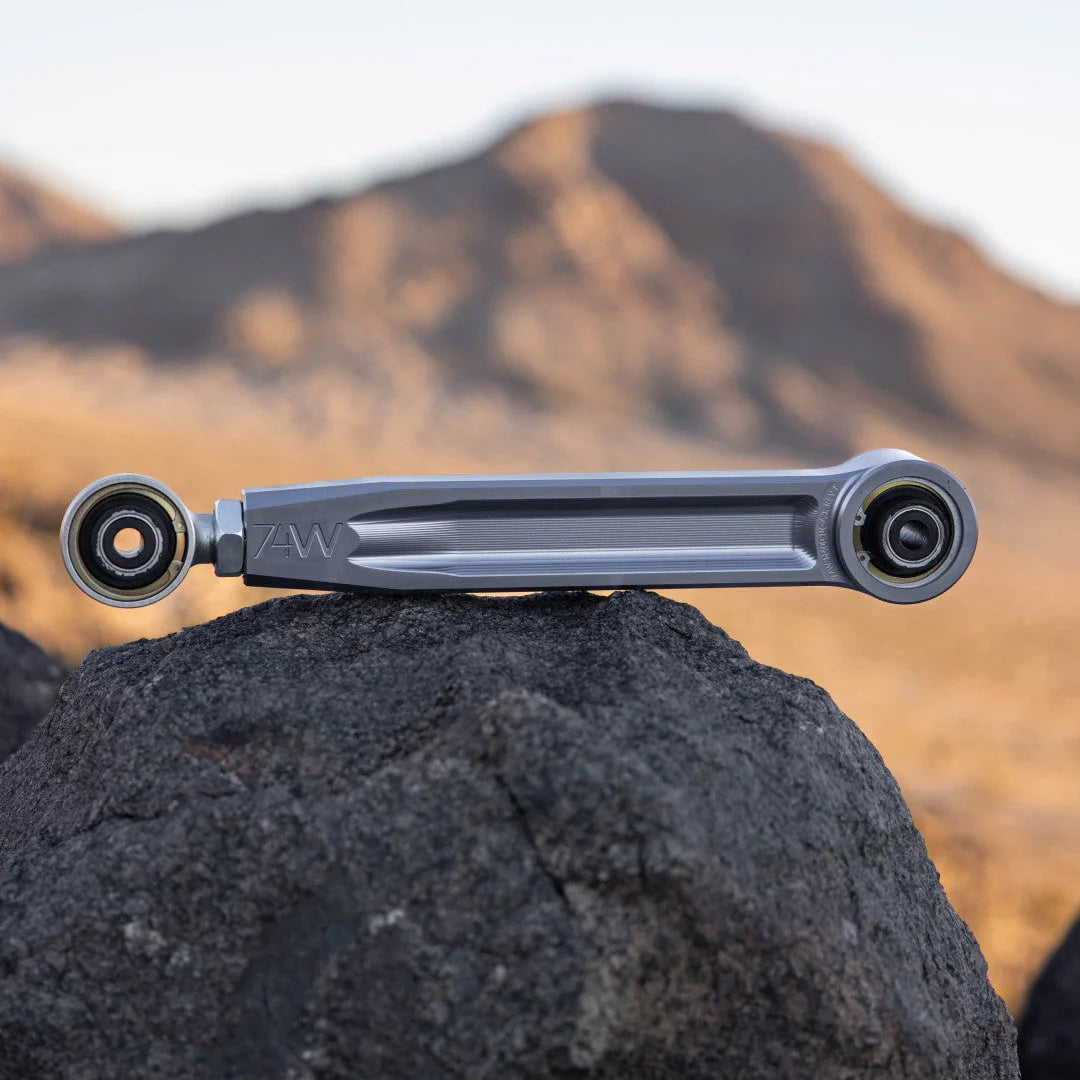 New-Gen Toyota Complete Rear Link Kit