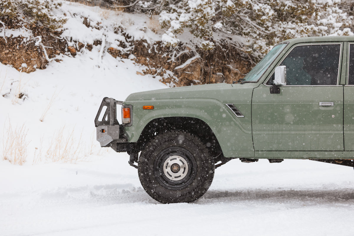 NOMAD 504 Field Satin Black Front View