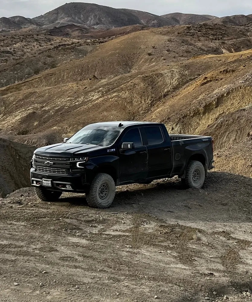 CST 2019-2024 GM 1500 TrailBoss & AT4 4WD | Stage 2 Leveling Kit
