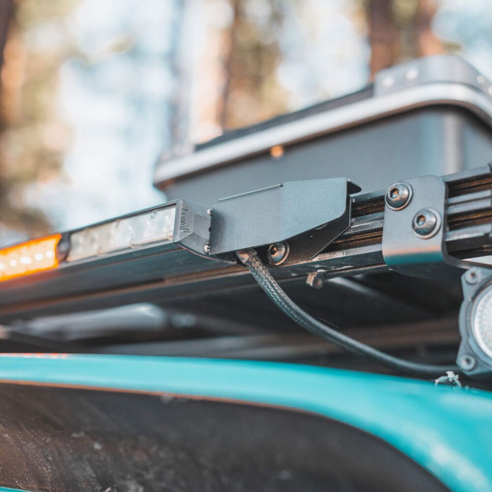 Roof Rack Chase Light Bar Mount