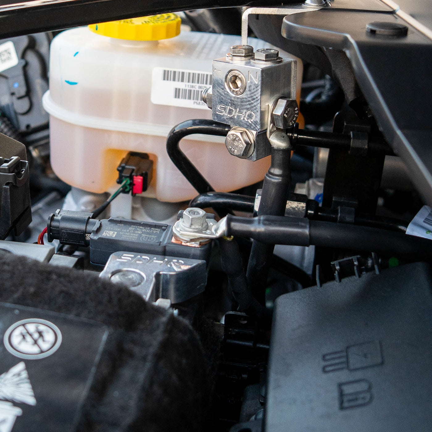 2019-2024 RAM 2500/3500 Complete Billet Single Battery Terminal and Distribution Kit installed 