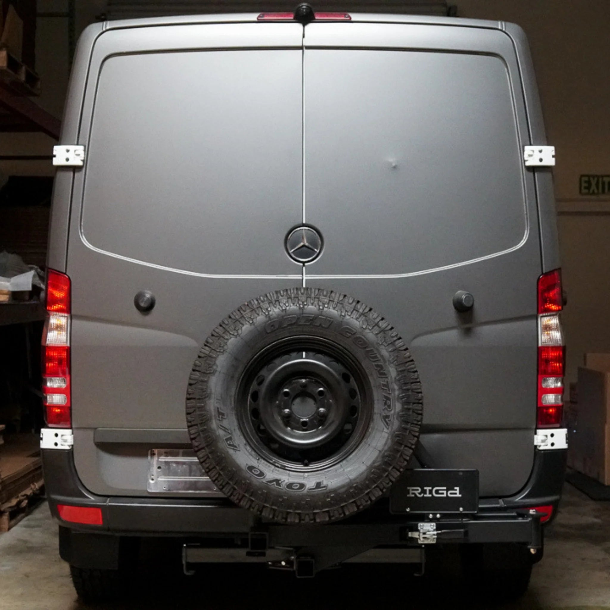 UltraSwing Mega-Fit Spare Tire Hitch Mount | RiGd Supply Front View