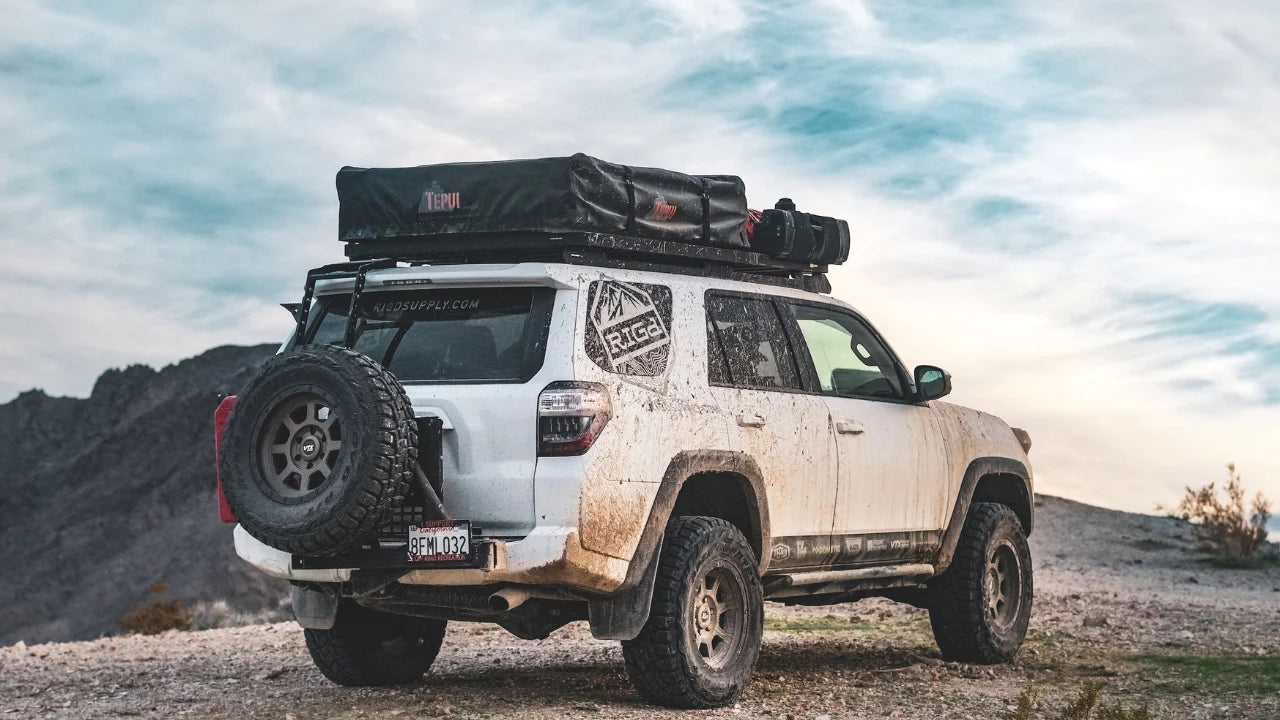 UltraSwing Short-Fit Spare Tire Hitch Mount | RiGd Supply Front View