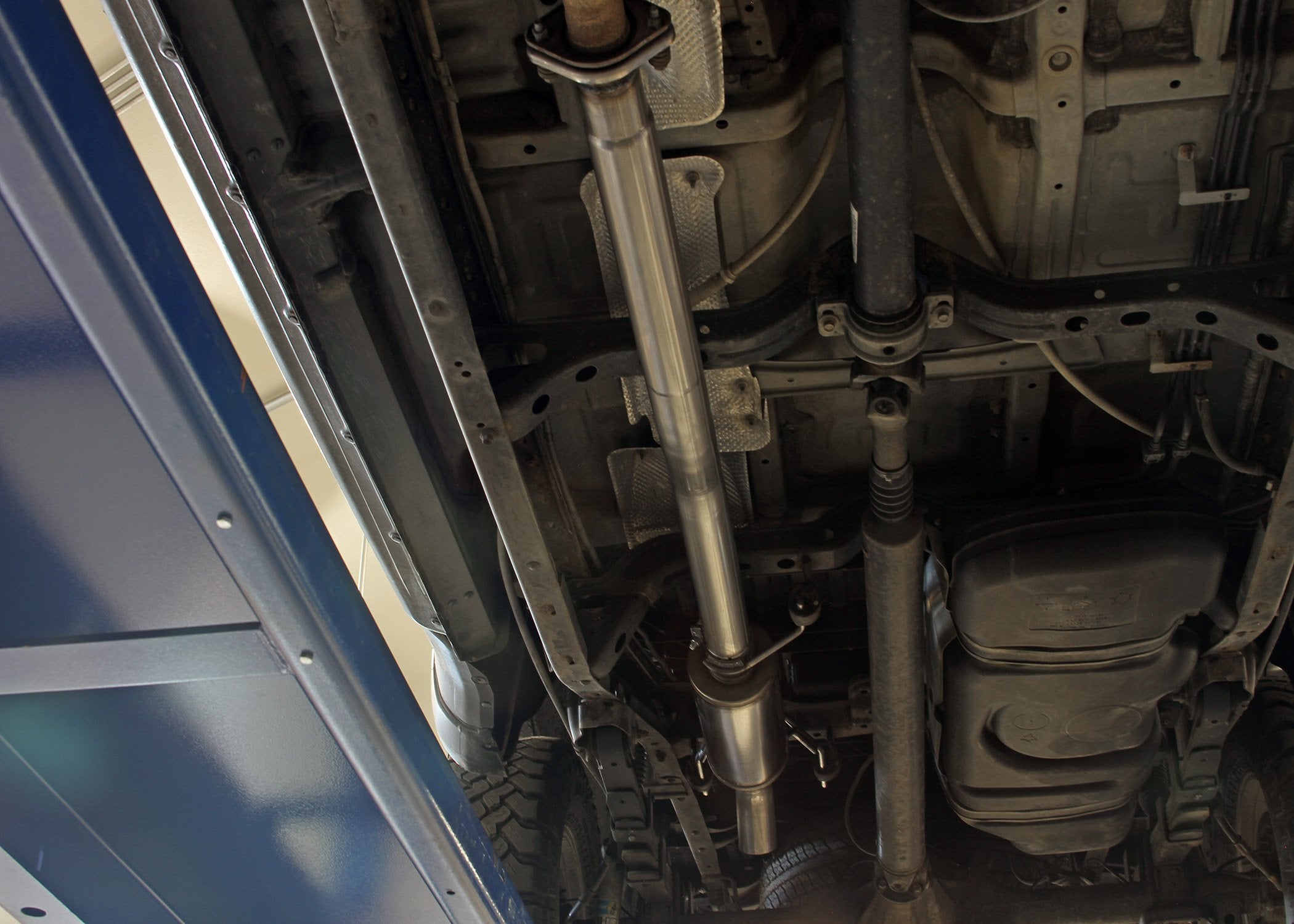 Flowmaster Flow FX Extreme Cat-Back Exhaust System Front View