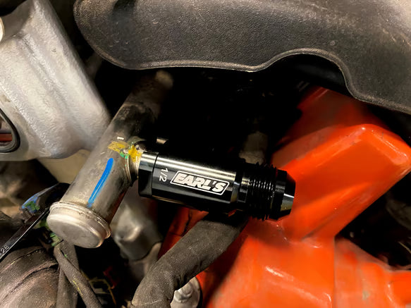 Earl's O.E. Fuel Line EFI Quick Connect -10 AN to 1/2" OEM Fuel Tube Front View Black