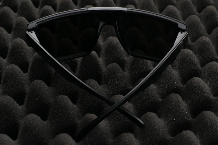 Quatro | Black Frame - Black Lens Polarized Front View