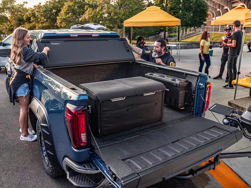 BAK 17-23 Ford Super Duty 6ft 9in Bed BAKFlip G2