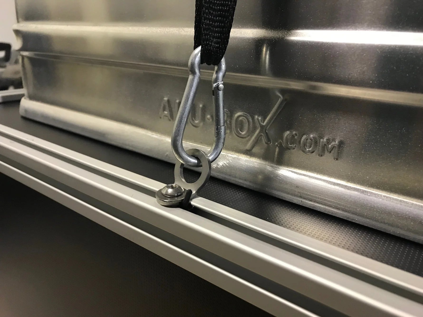 Explore Series Anchors Front View