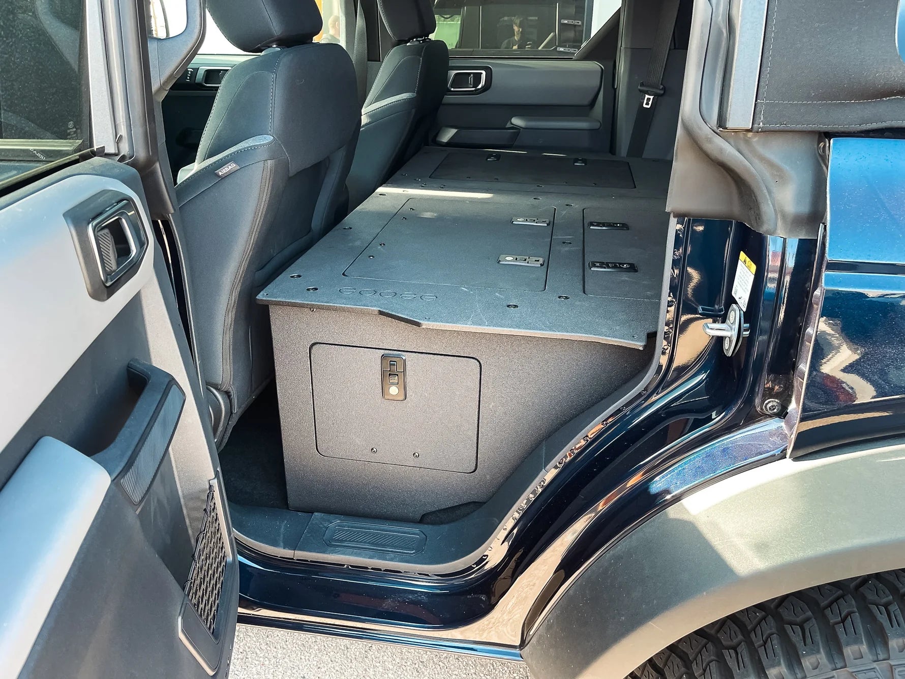 Ford Bronco 2021-Present 6 Gen. 4 Door - Second Row Seat Delete Plate System - Module Height Front View