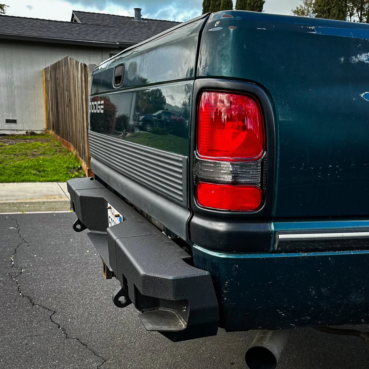 1994-2002 RAM 1500/2500/3500 OCTANE REAR BUMPER Front View