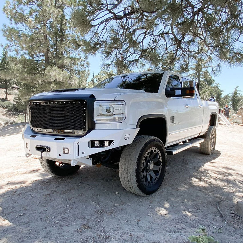 2015-2019 GMC 2500HD/3500HD FRONT OCTANE WINCH BUMPER Front View