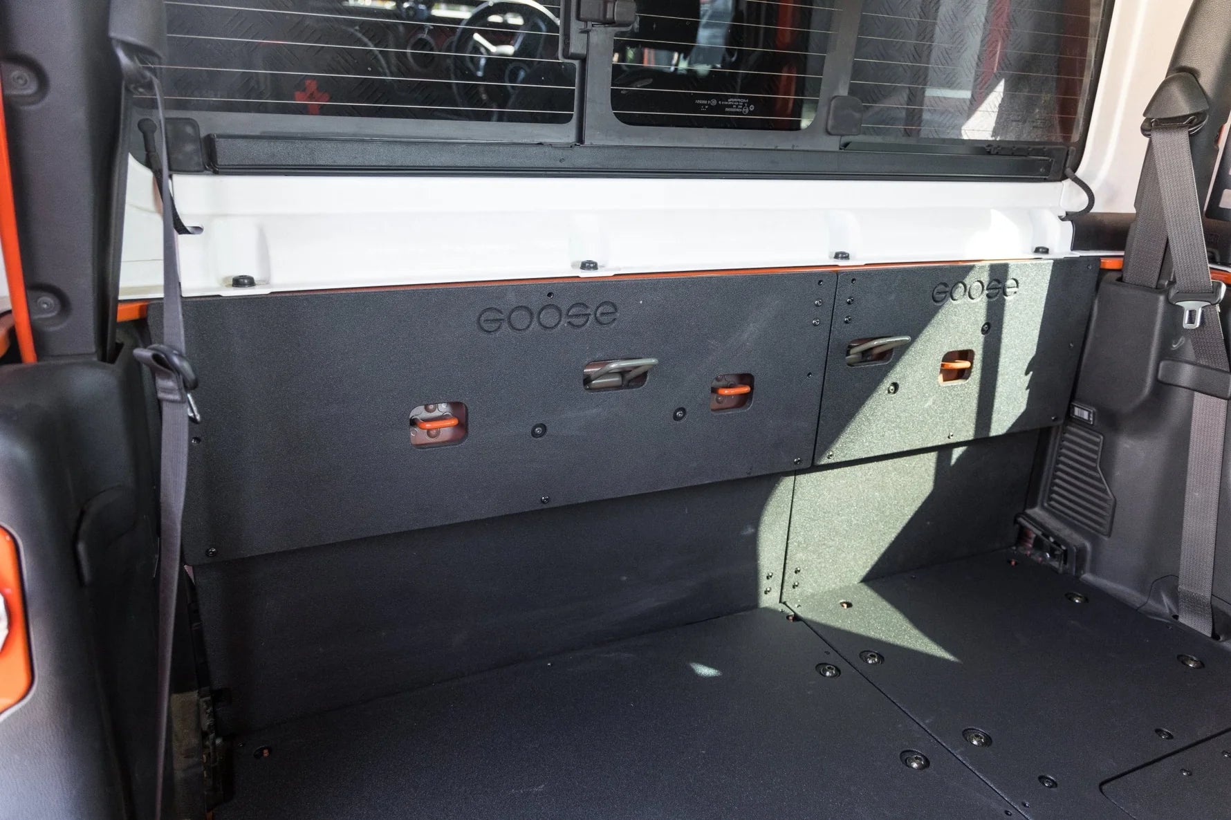 Jeep Gladiator 2019-Present JT 4 Door - Back Wall Front View