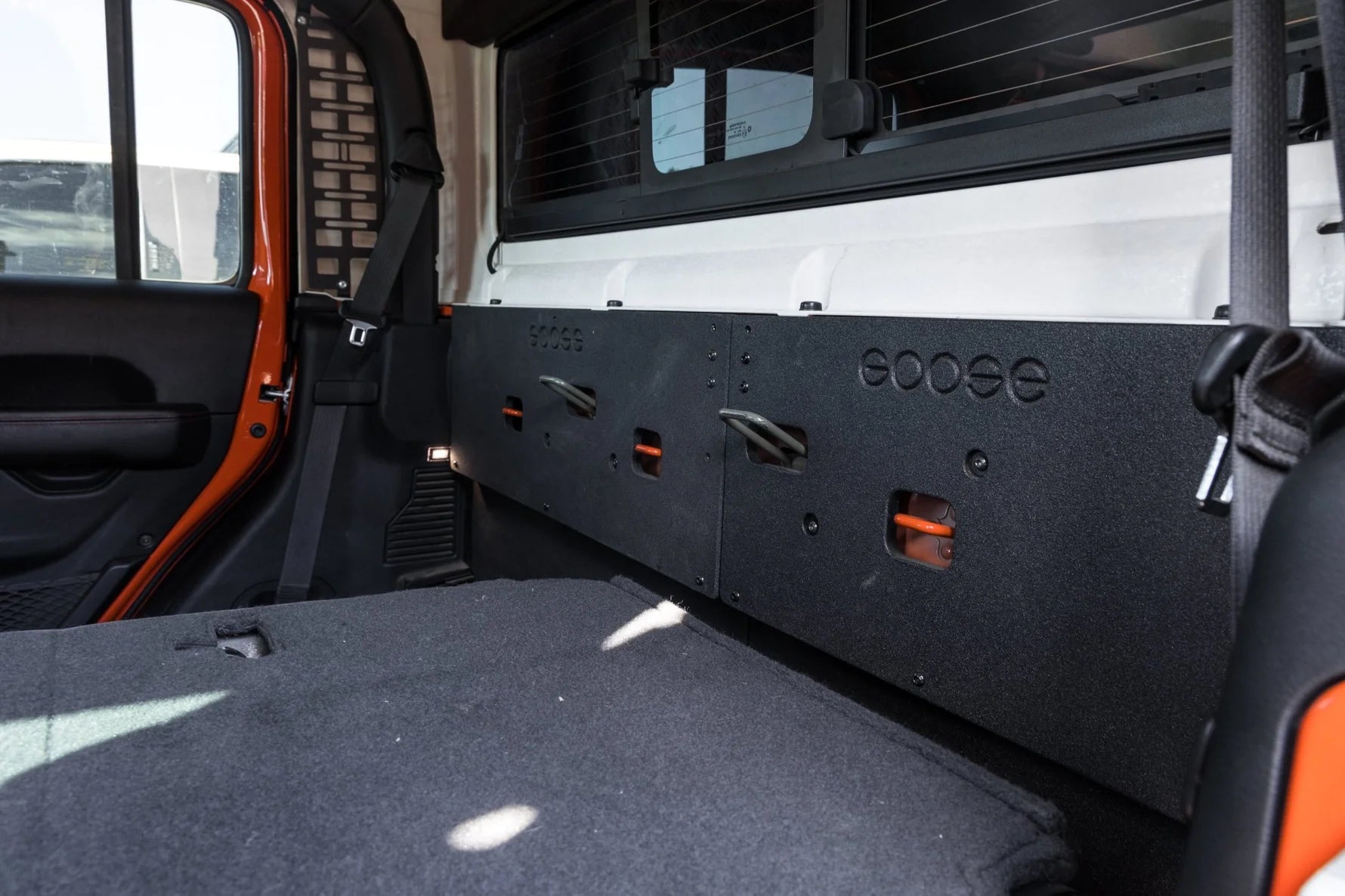 Jeep Gladiator 2019-Present JT 4 Door - Back Wall Front View