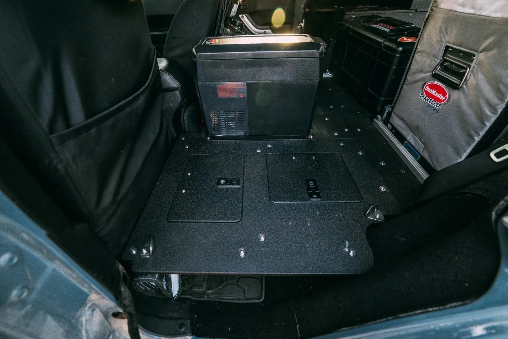 Jeep Wrangler 2007-2018 JKU 4 Door - Second Row Seat Delete Plate System Front View