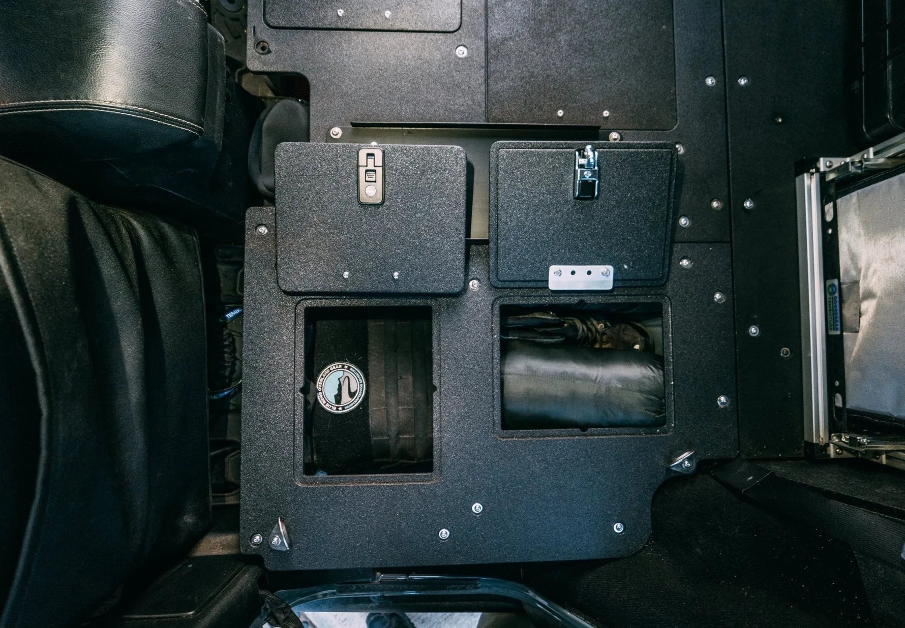 Jeep Wrangler 2007-2018 JKU 4 Door - Second Row Seat Delete Plate System Front View