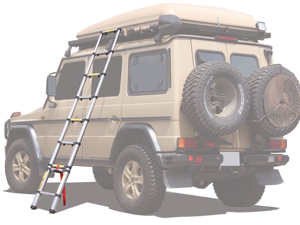 Front Runner Aluminum Telescopic Ladder / 2.9m Front View