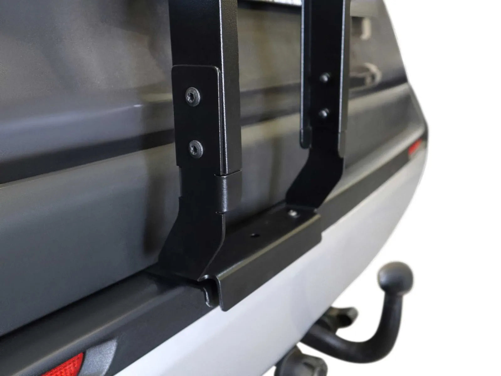 Front Runner Toyota Rav4 (2019-Current) Ladder Front View