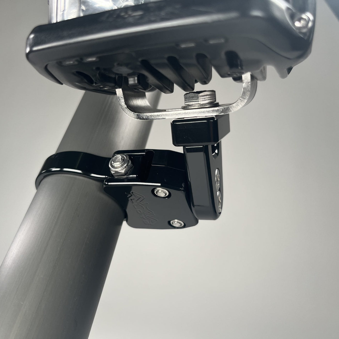 Small Base Adjustable Light Mount Front View