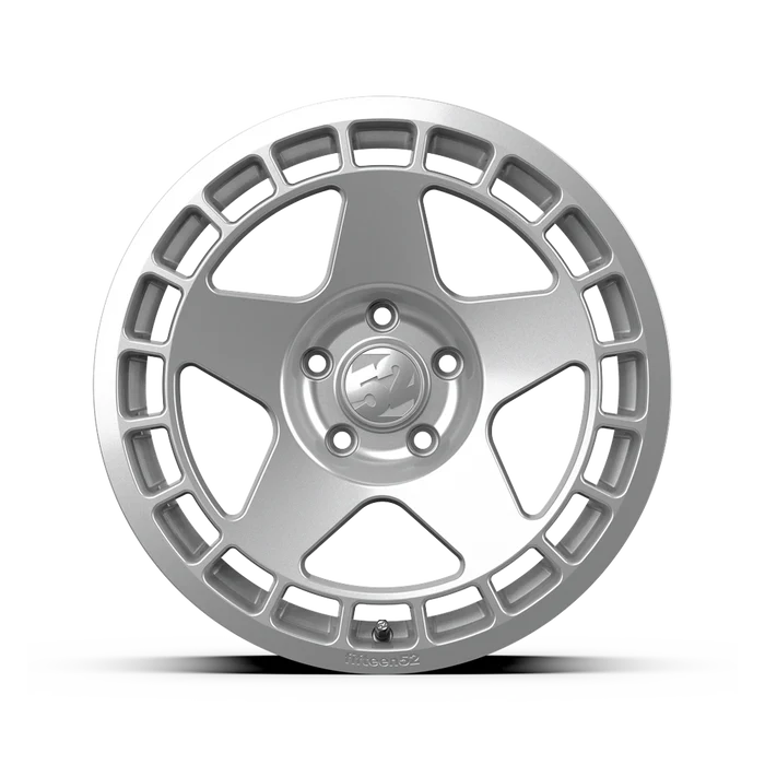 Fifteen52 Rally Sport Turbomac Wheels Front View Silver