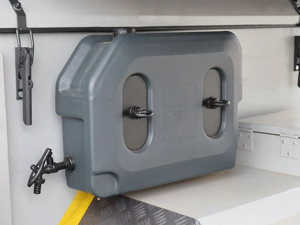 Universal Side Mount for Pro Water Tank / 20L Front View