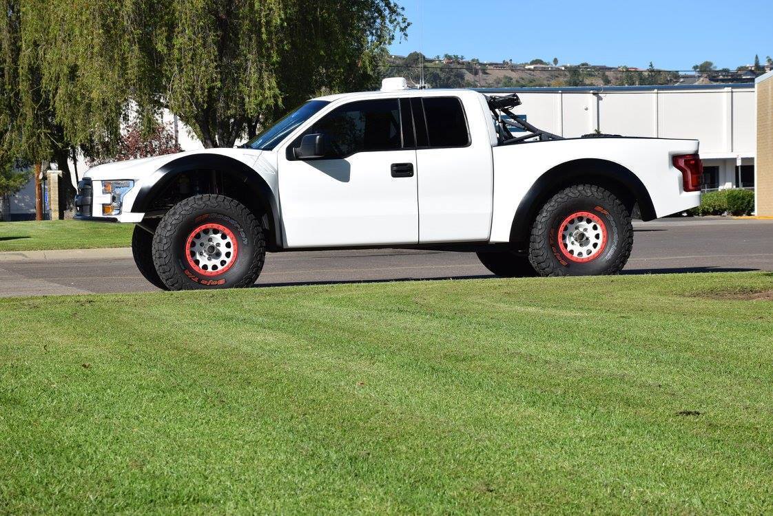 '04-14 Ford F150 Raptor Luxury Prerunner Bedsides Fiberglass Fiberwerx (side view)