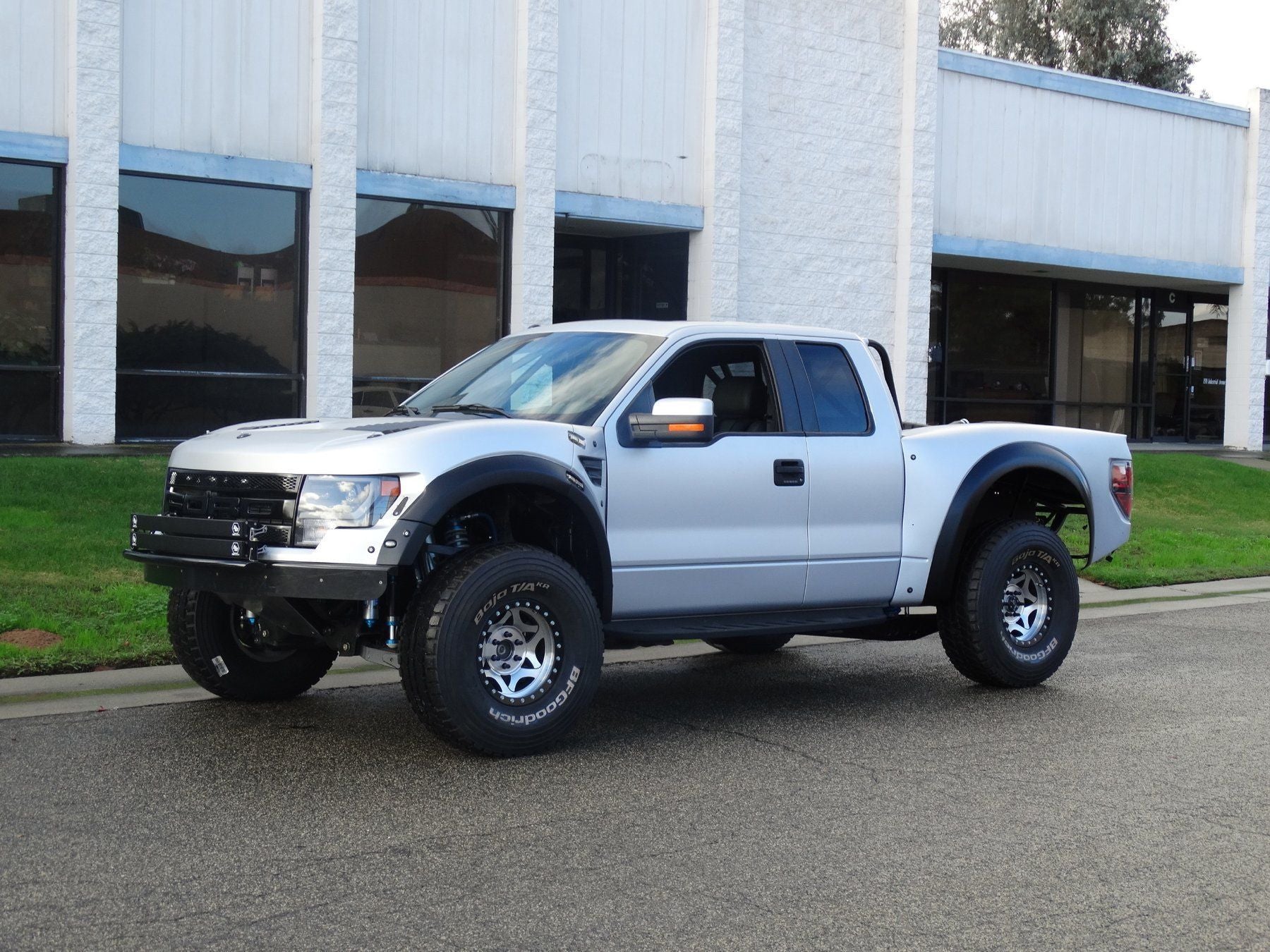 '10-14 Ford Raptor One Piece Fiberglass Fiberwerx 