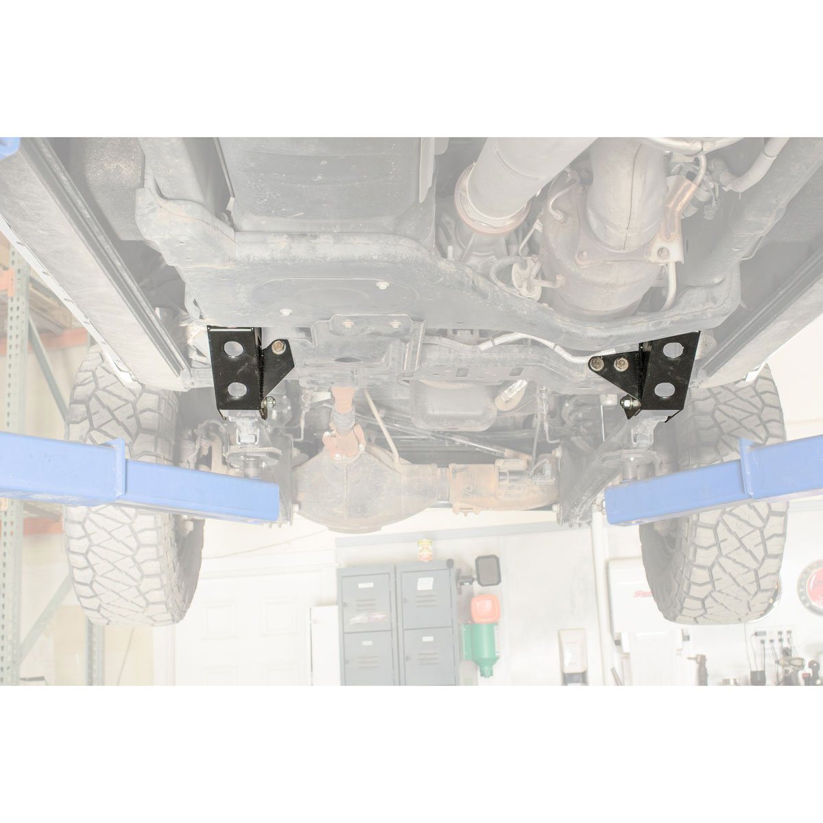 13-23 Dodge Ram 2500/3500 Radius Arm Drop Bracket Suspension Synergy Manufacturing display