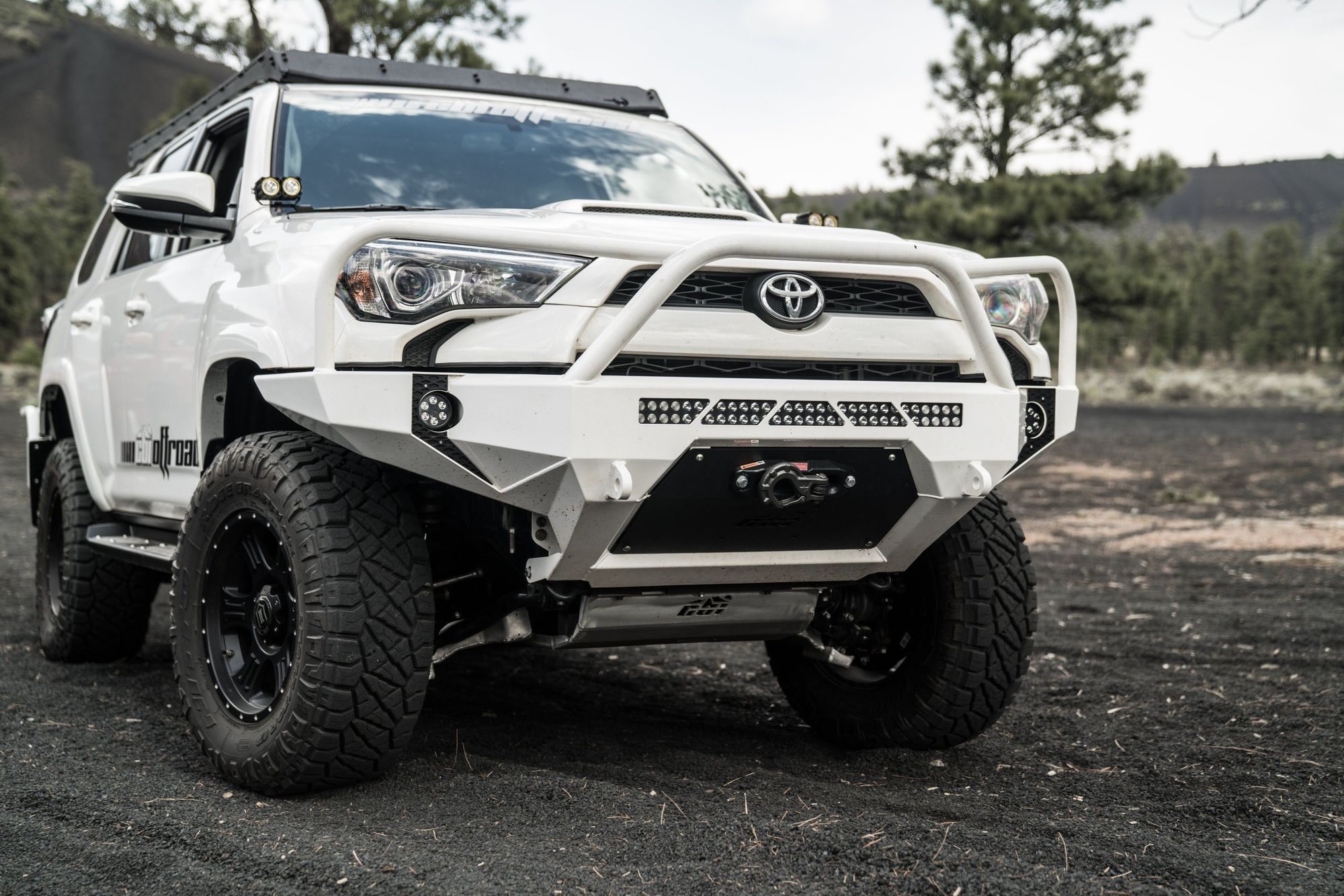 '14-19 Toyota 4Runner CBI Off-Road Adventure Front Bumper Display on Vehicle 