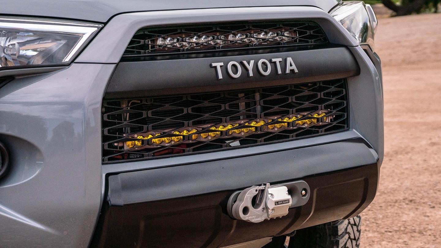 '10-23 Toyota 4Runner SDHQ Built Winch Mount