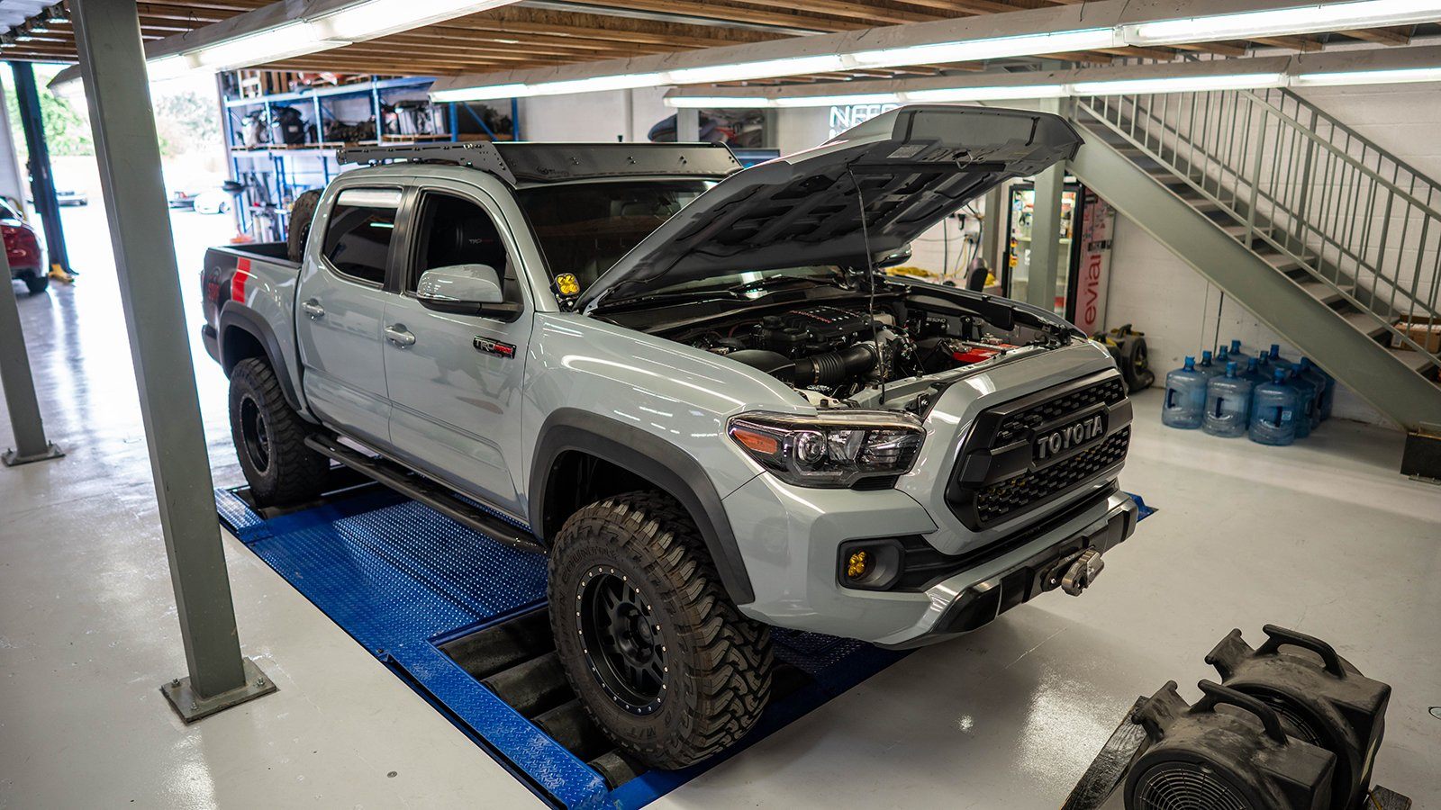 '16-22 Toyota Tacoma V6 Supercharger System Magnuson Superchargers display